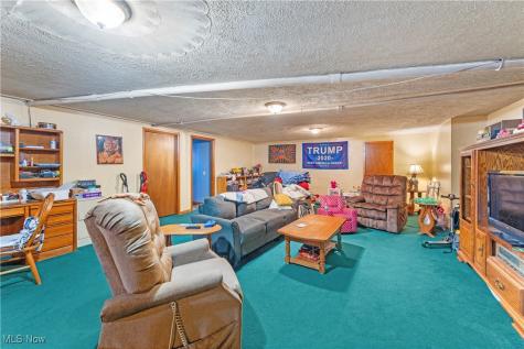 11 Canal Street E Navarre OH 44662