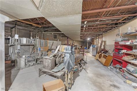 11 Canal Street E Navarre OH 44662