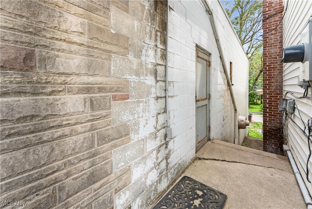 11 Canal Street E Navarre OH 44662