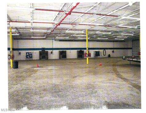 17399 Broadway Avenue Maple Heights OH 44137