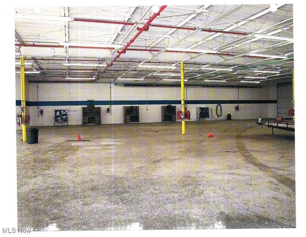 17399 Broadway Avenue Maple Heights OH 44137