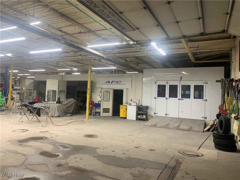 17399 Broadway Avenue Maple Heights OH 44137