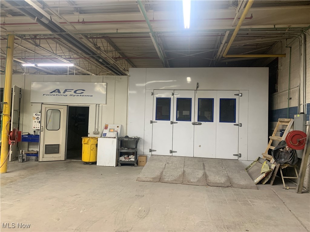 17399 Broadway Avenue Maple Heights OH 44137