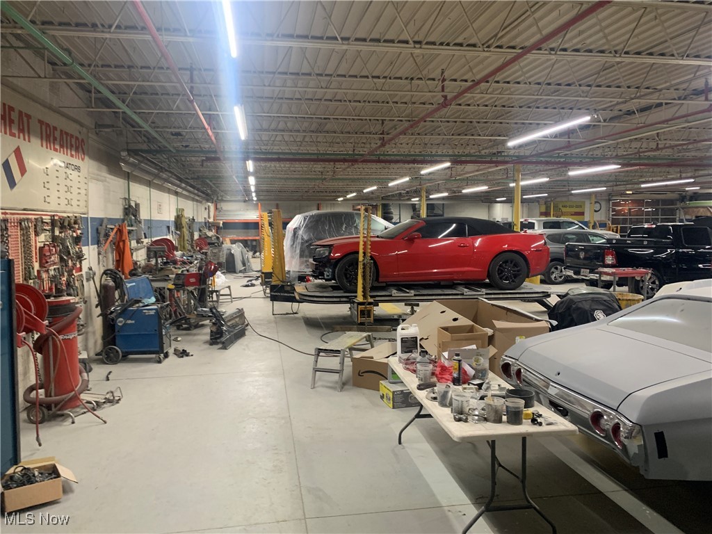 17399 Broadway Avenue Maple Heights OH 44137