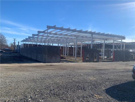 17399 Broadway Avenue Maple Heights OH 44137