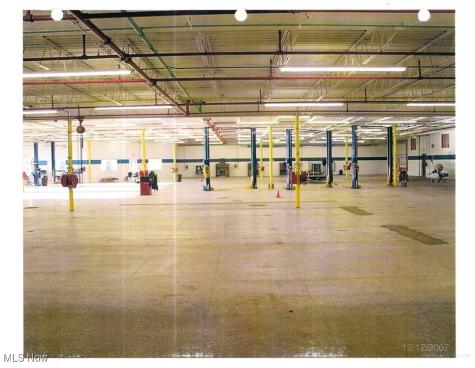 17399 Broadway Avenue Maple Heights OH 44137