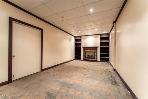 836 Savannah Avenue NE Canton OH 44704