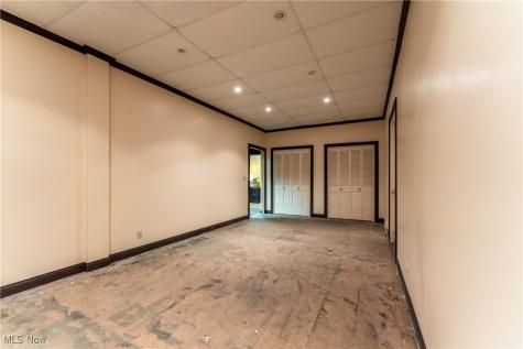 836 Savannah Avenue NE Canton OH 44704