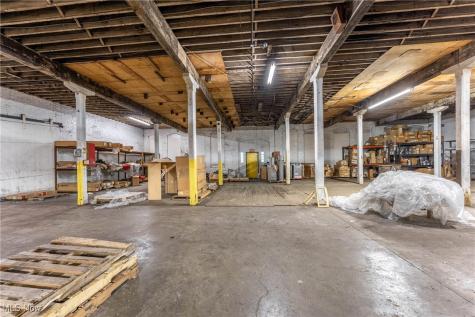 836 Savannah Avenue NE Canton OH 44704