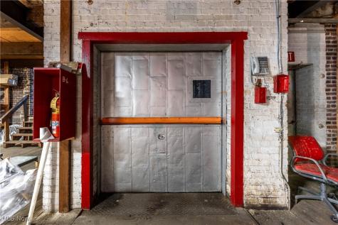 836 Savannah Avenue NE Canton OH 44704