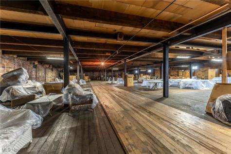 836 Savannah Avenue NE Canton OH 44704