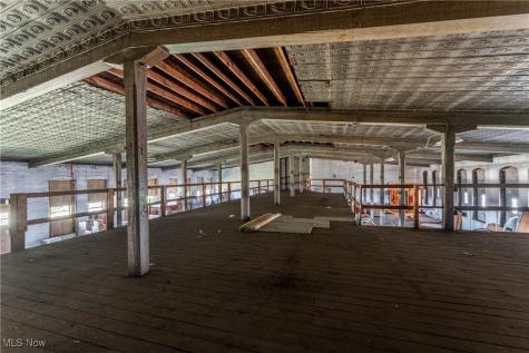 836 Savannah Avenue NE Canton OH 44704