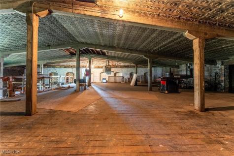 836 Savannah Avenue NE Canton OH 44704