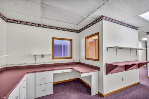 33398 Walker Avon Lake OH 44012