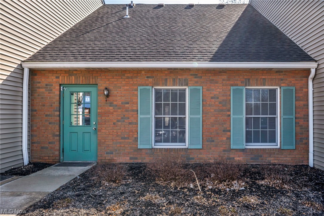 33398 Walker Avon Lake OH 44012