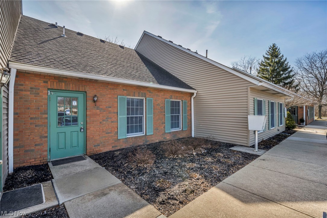 33398 Walker Avon Lake OH 44012