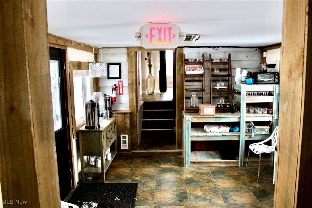 565 S Meridian Road Youngstown OH 44509