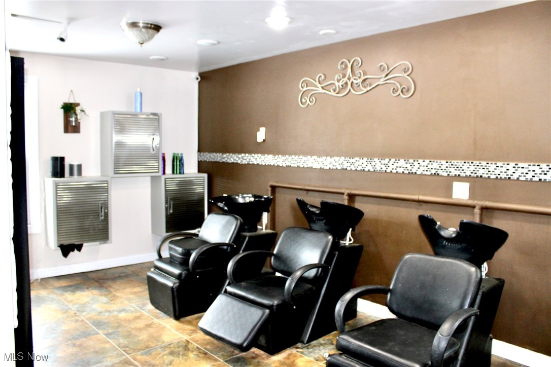 565 S Meridian Road Youngstown OH 44509