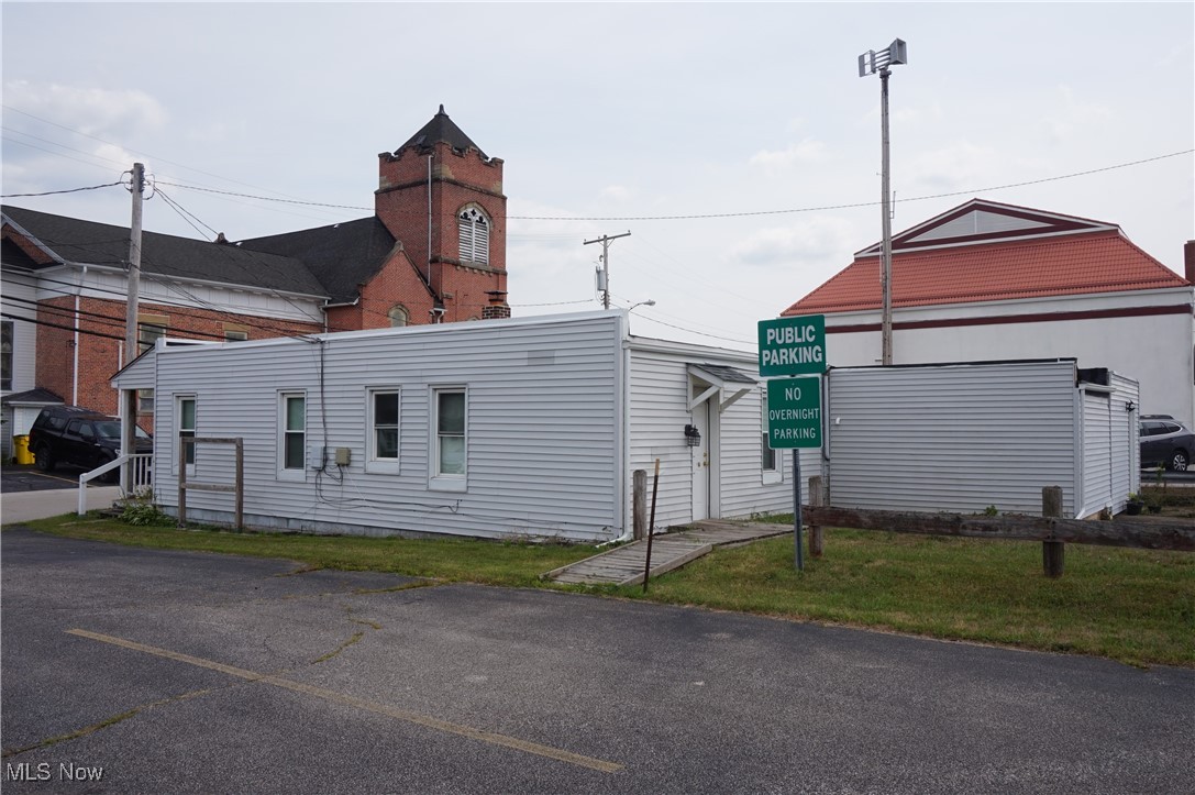 29 Wall Street Jefferson OH 44047