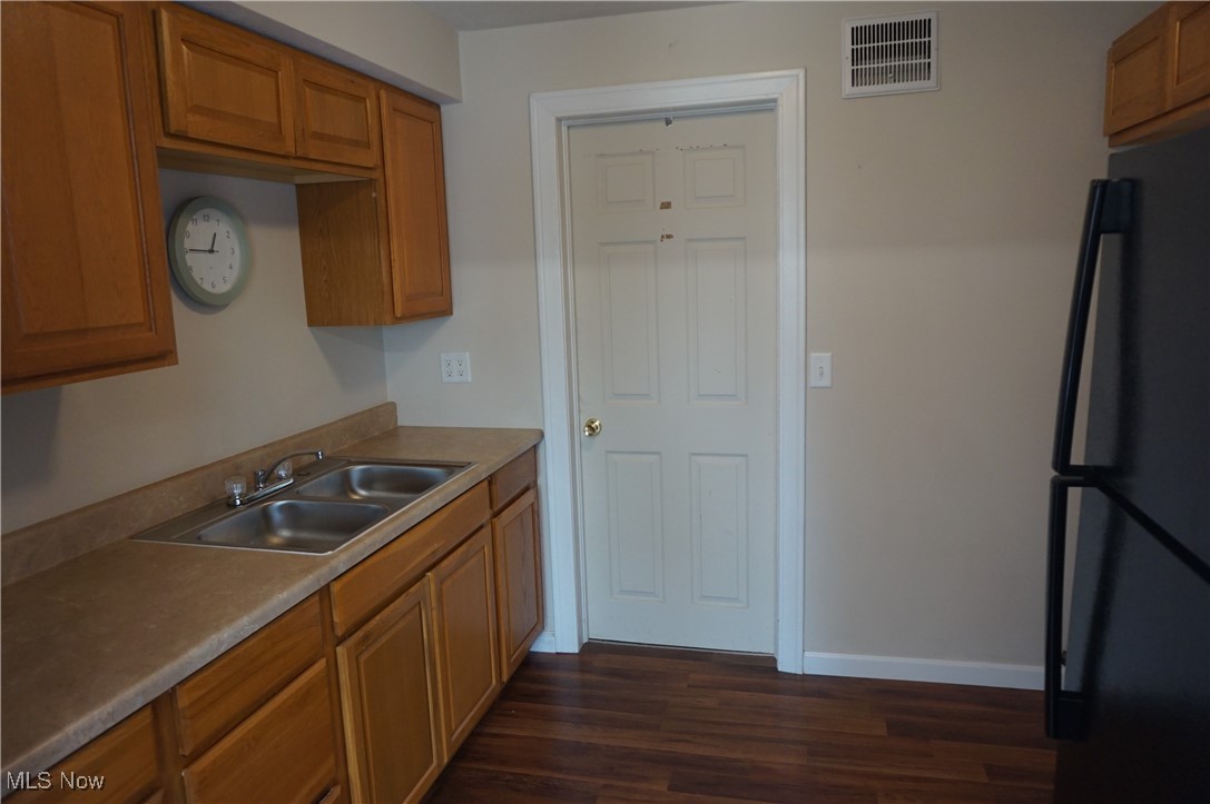 29 Wall Street Jefferson OH 44047