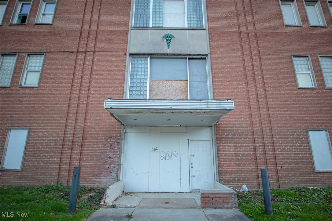 11710 Shaker Boulevard Cleveland OH 44120