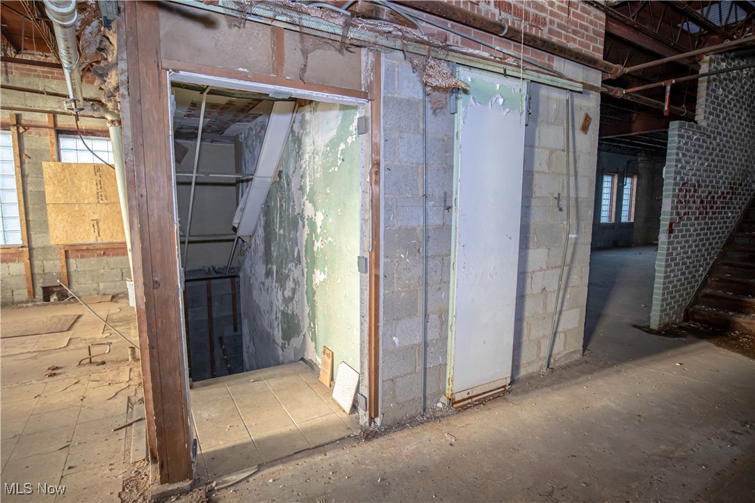 11710 Shaker Boulevard Cleveland OH 44120