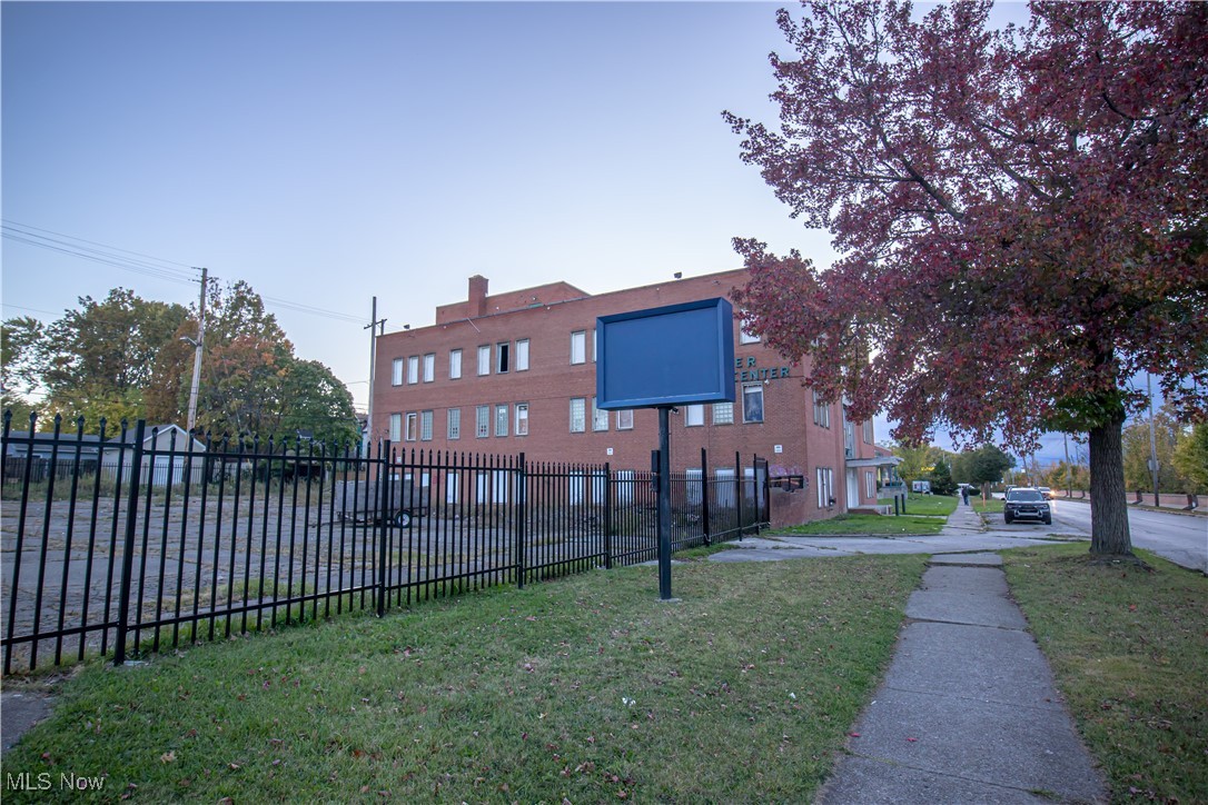 11710 Shaker Boulevard Cleveland OH 44120