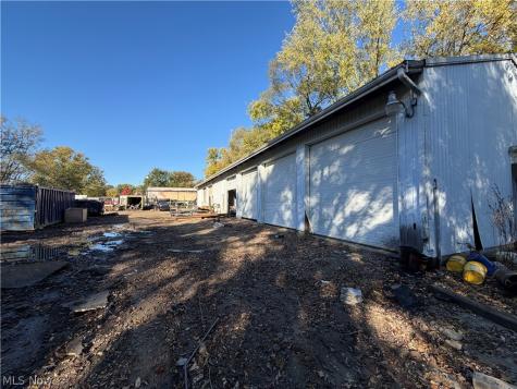 207 N Hillcrest Drive Wooster OH 44691