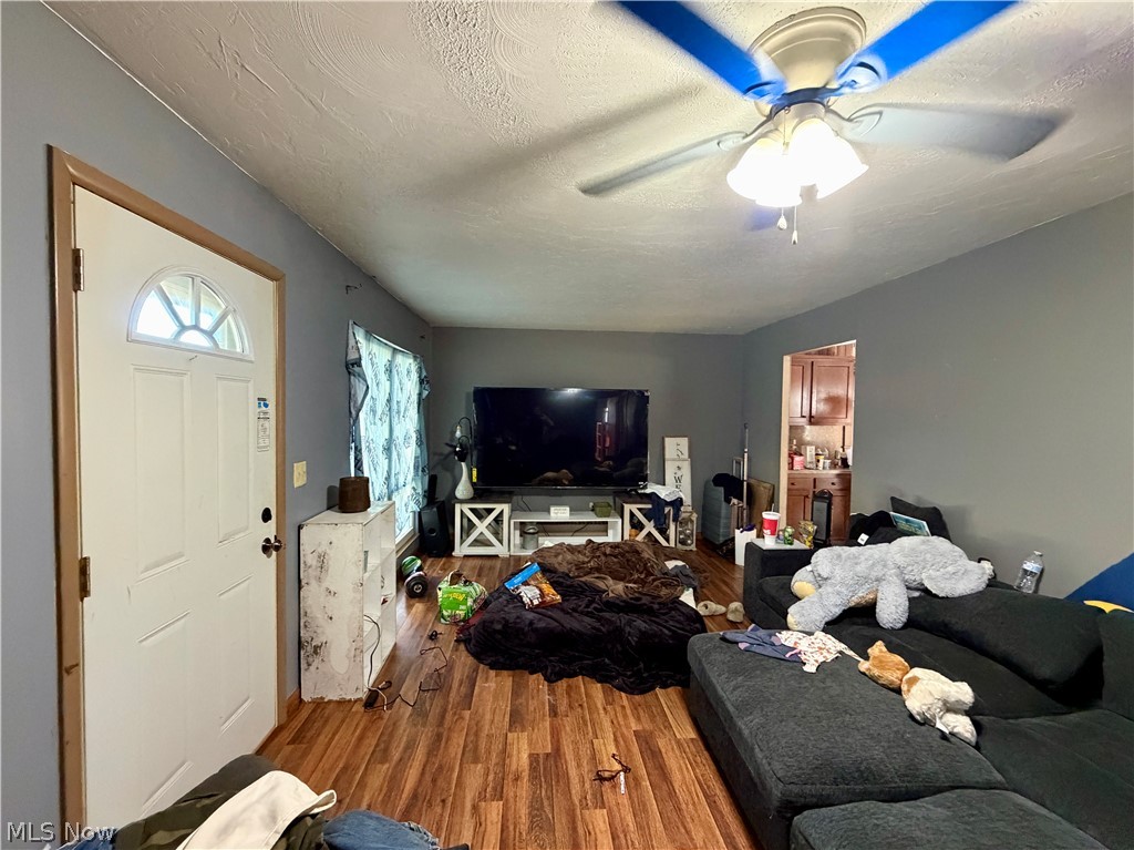 207 N Hillcrest Drive Wooster OH 44691
