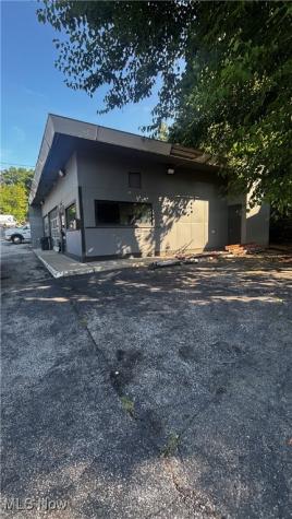 13105 Broadway Avenue Garfield Heights OH 44125