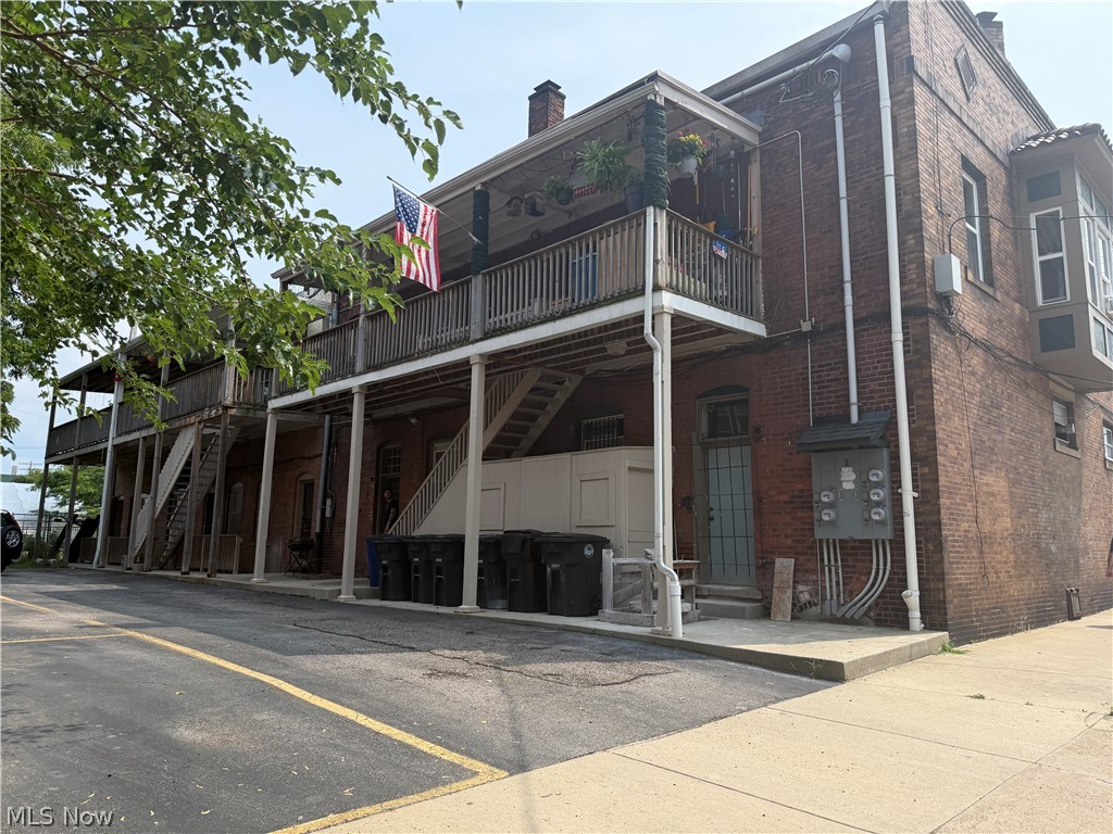 9714 Madison Avenue Cleveland OH 44102