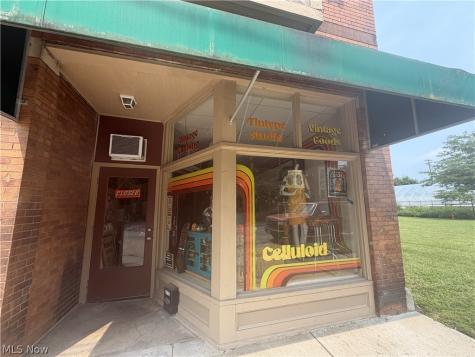 9714 Madison Avenue Cleveland OH 44102