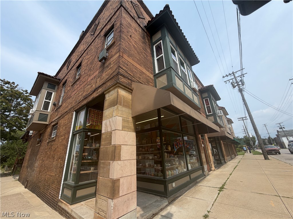 9714 Madison Avenue Cleveland OH 44102