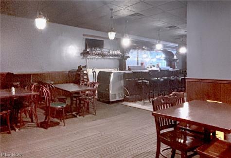 108 E Main Street Louisville OH 44641