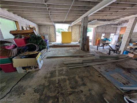 213 Dewey Avenue Cambridge OH 43725