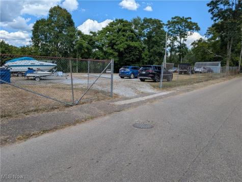 213 Dewey Avenue Cambridge OH 43725