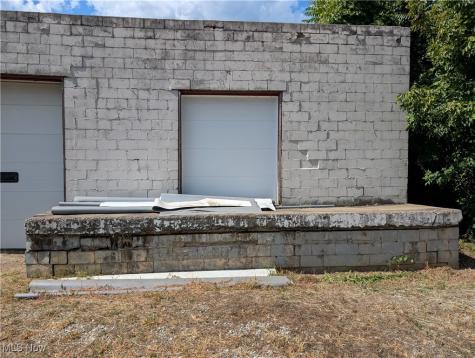 213 Dewey Avenue Cambridge OH 43725