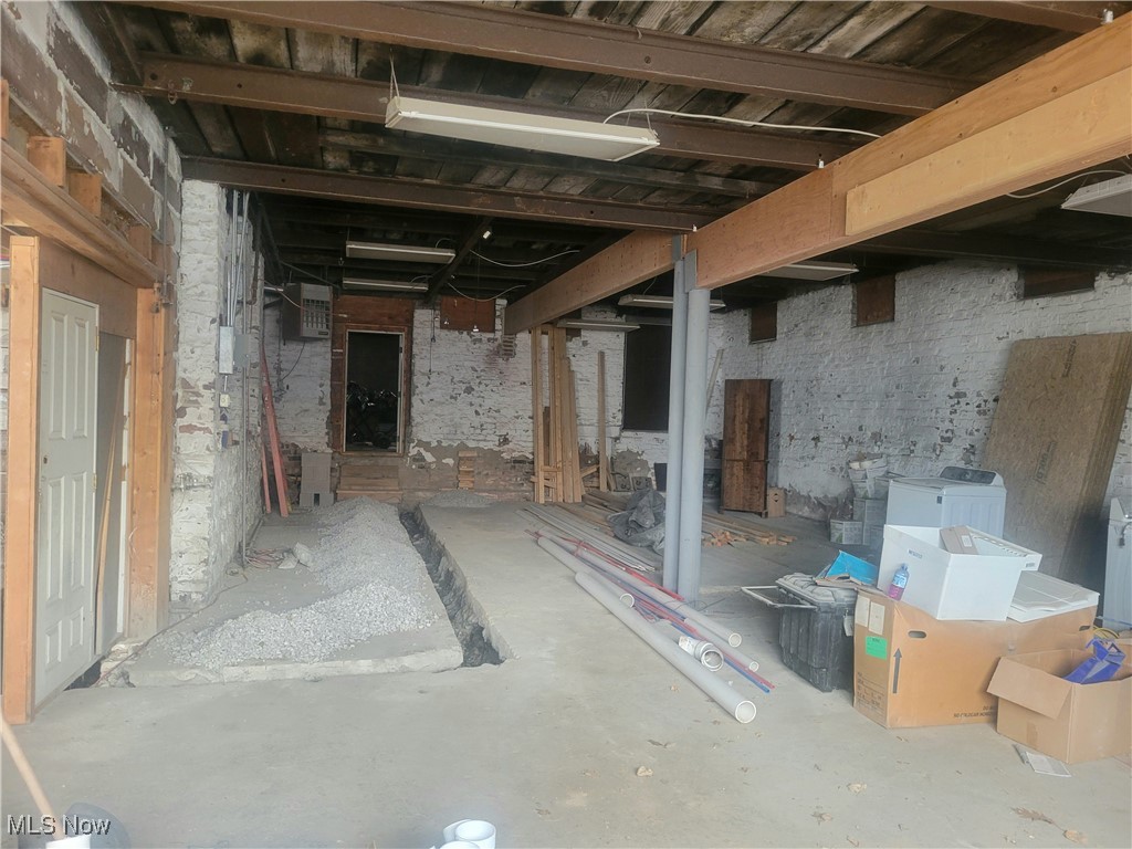 1605 Broadway Lorain OH 44052