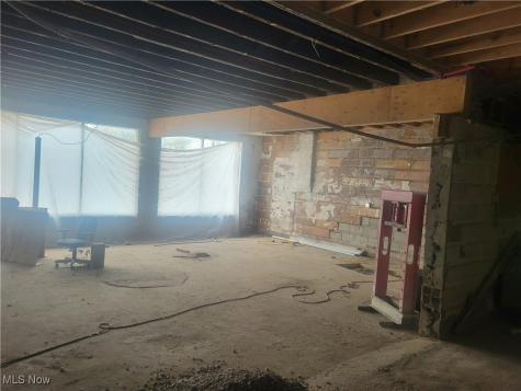 1605 Broadway Lorain OH 44052