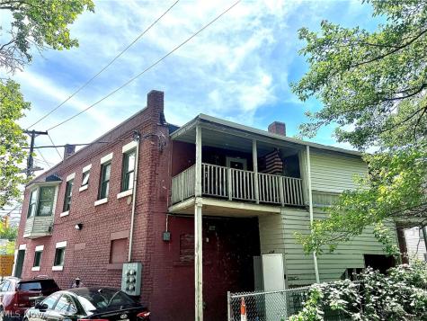 15557 Lake Shore Boulevard Cleveland OH 44110