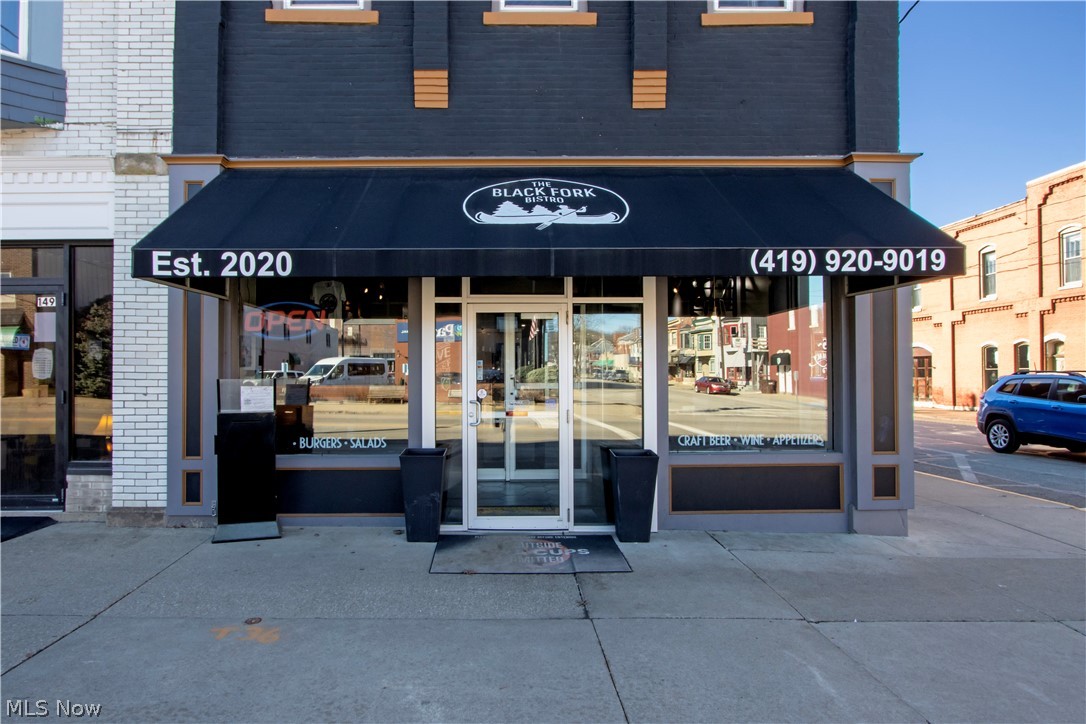 153 W Main Street Loudonville OH 44842