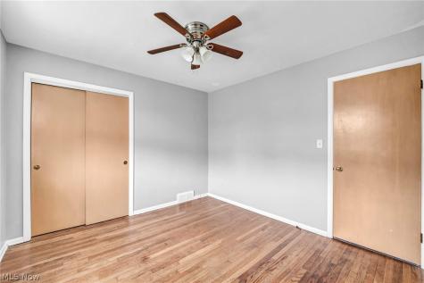 885 S Green Road South Euclid OH 44121