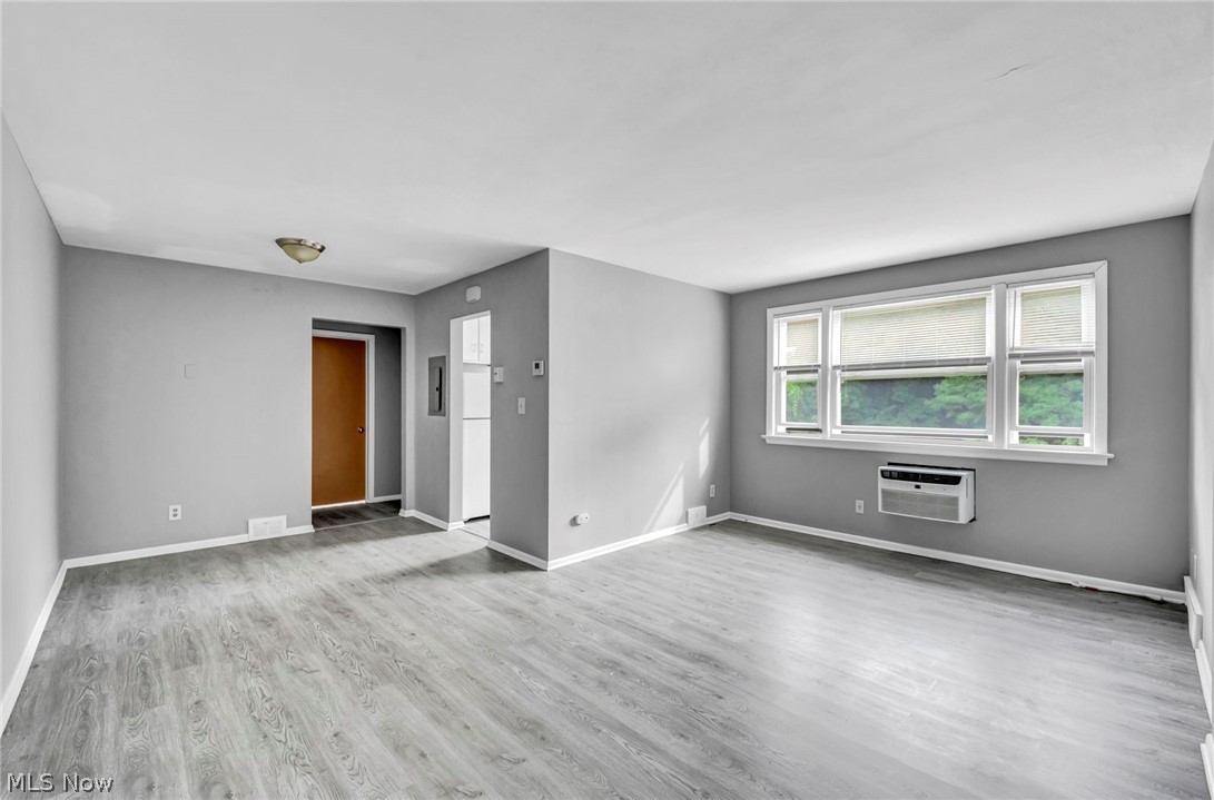 885 S Green Road South Euclid OH 44121