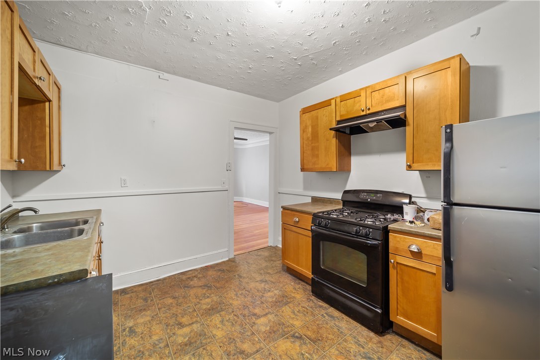 2729 Euclid Heights Boulevard Cleveland Heights OH 44106