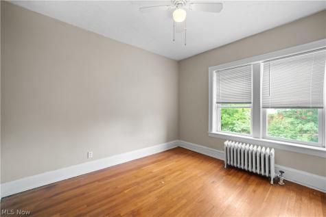 2729 Euclid Heights Boulevard Cleveland Heights OH 44106