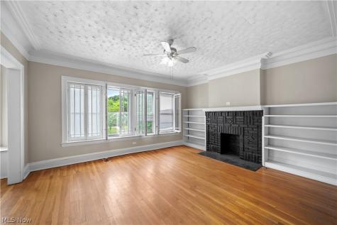 2729 Euclid Heights Boulevard Cleveland Heights OH 44106