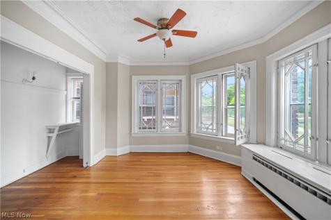 2729 Euclid Heights Boulevard Cleveland Heights OH 44106