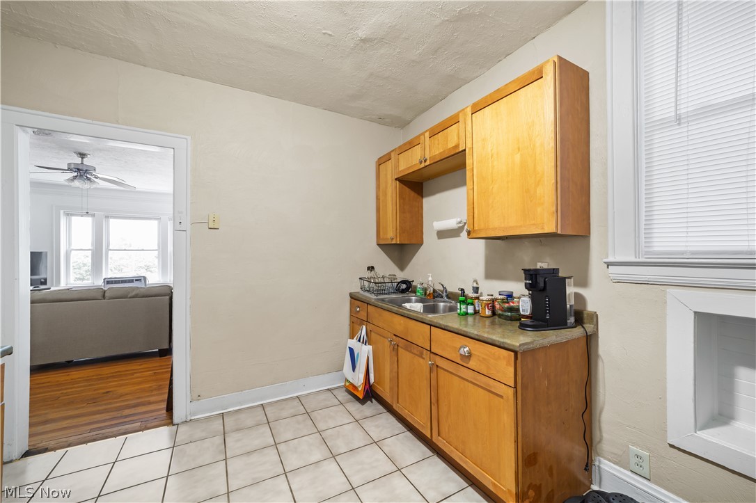 2729 Euclid Heights Boulevard Cleveland Heights OH 44106