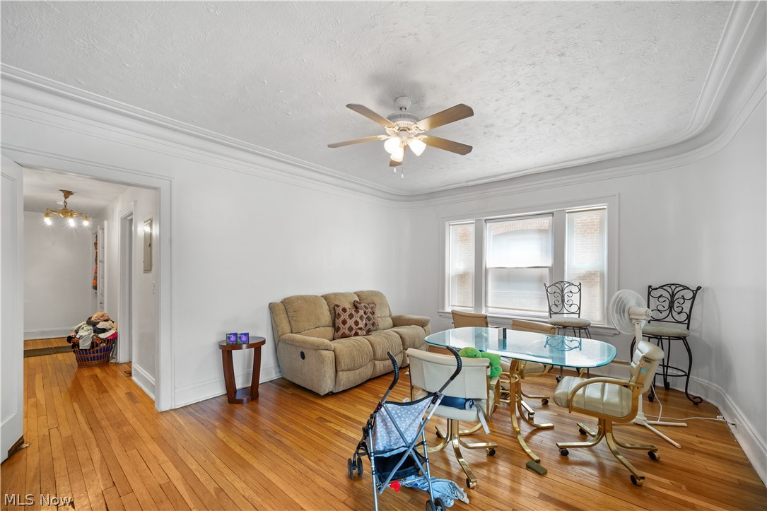 2729 Euclid Heights Boulevard Cleveland Heights OH 44106