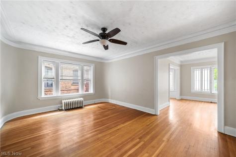2729 Euclid Heights Boulevard Cleveland Heights OH 44106